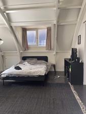 Studio te huur 1350 euro Openhartsteeg, Amsterdam