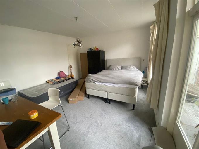 Zimmer bei Nickeriestraat In Amsterdam