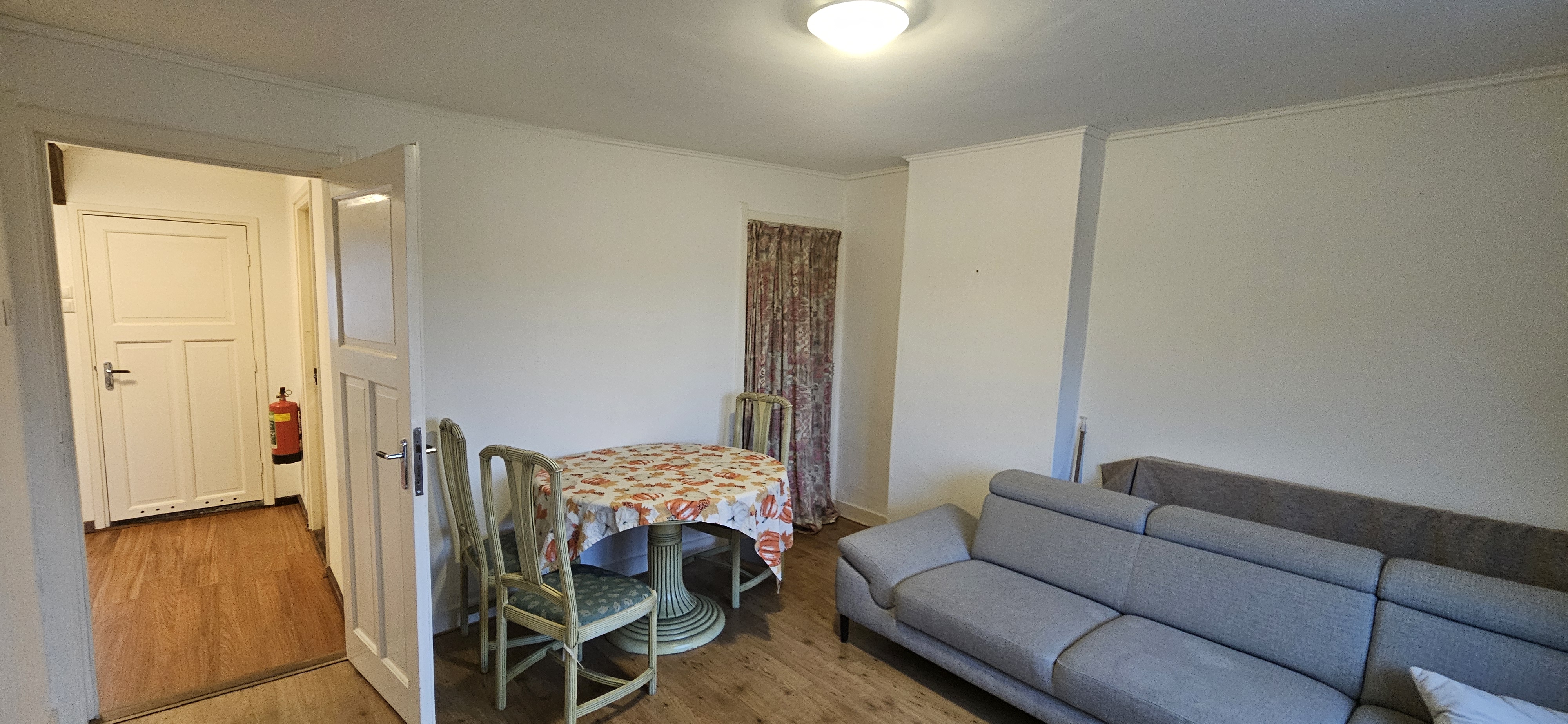 Kamer aan Laan van Eik en Duinen, Den Haag 8