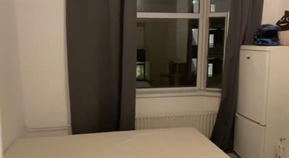 Room for rent 750 euro Paets van Troostwijkstraat, Den Haag