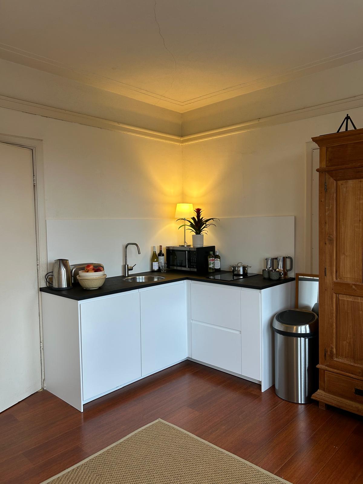 Studio te huur in Amsterdam – Amstelkade – foto 2