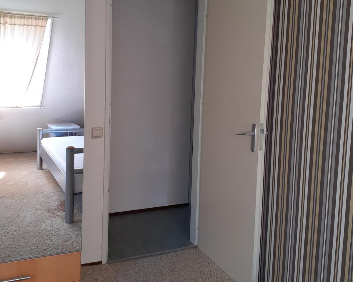 Kamer aan Schoonenburgsingel, Hoofddorp 9