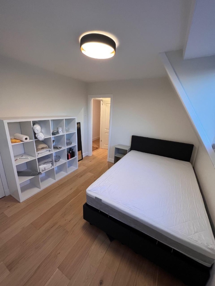 Studio te huur in Den Haag – Torenstraat – foto 2