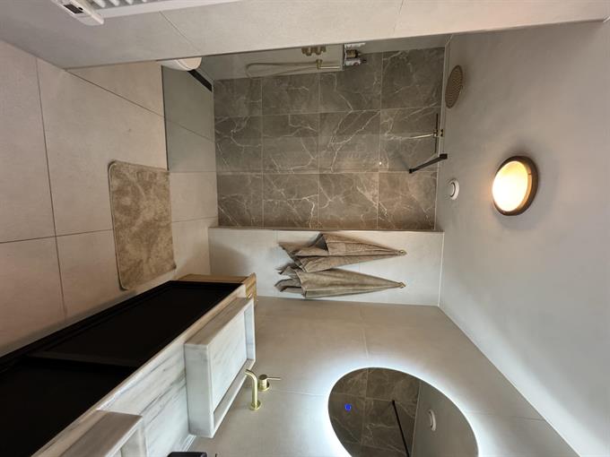 Wohnung bei 's-Gravendijkwal In Rotterdam