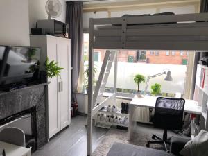 Room for rent 388 euro Dirk Huizingastraat, Groningen