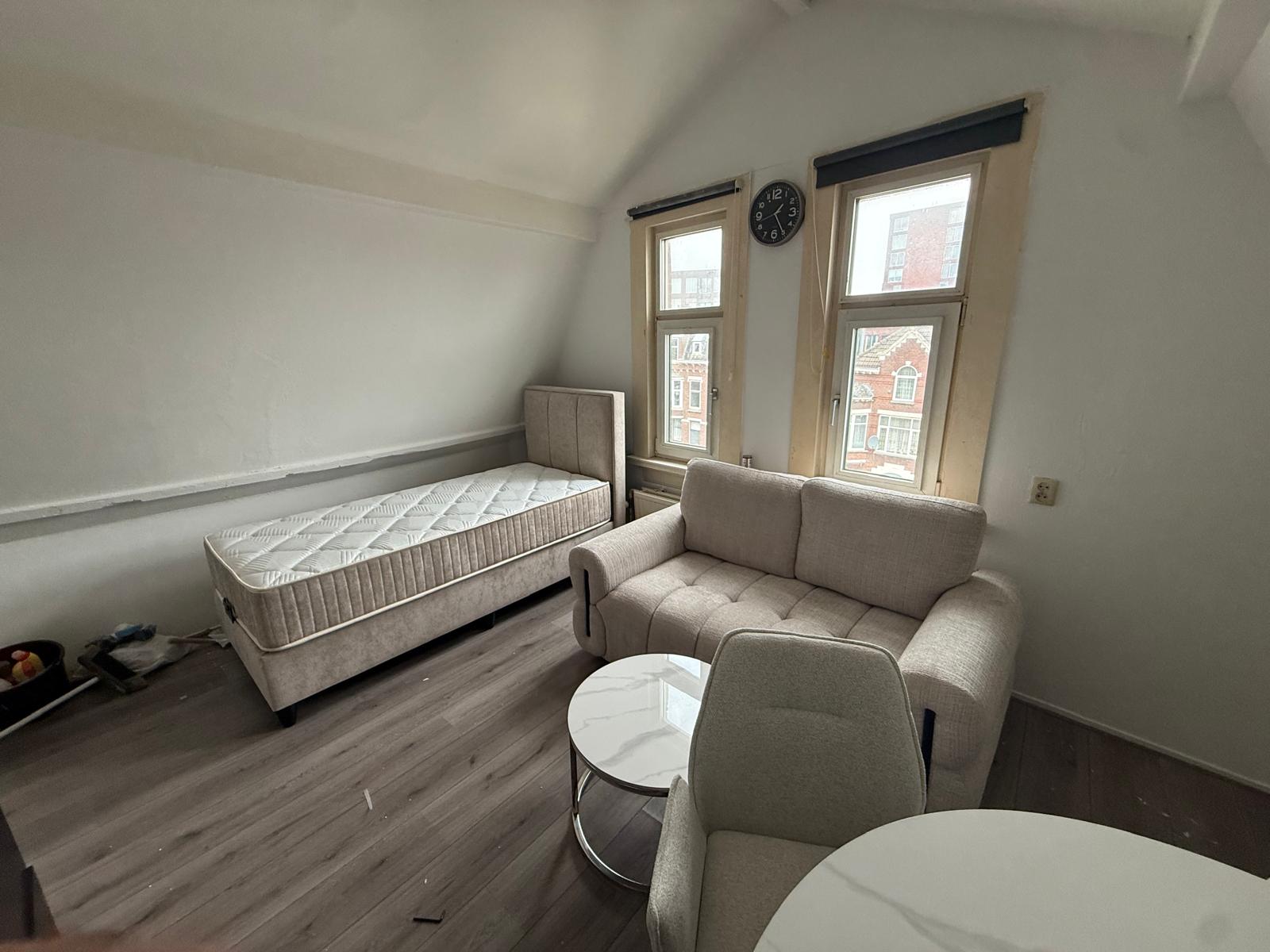 Studio te huur in Rotterdam – Schiedamseweg – foto 4