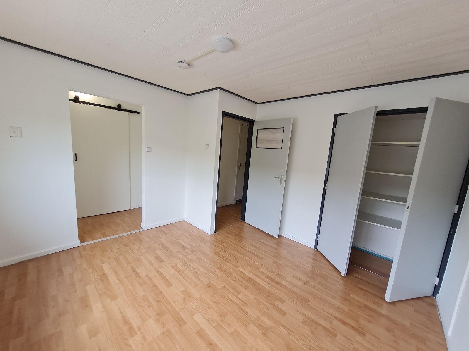 Kamer aan Perosistraat, Tilburg 8