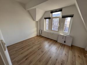 Anti-squat for rent 220 euro 's-Gravendijkwal, Rotterdam