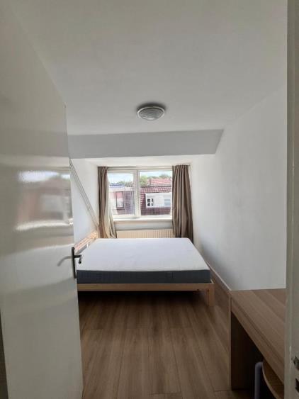 Room for rent 1000 euro Tempeliersstraat, Haarlem