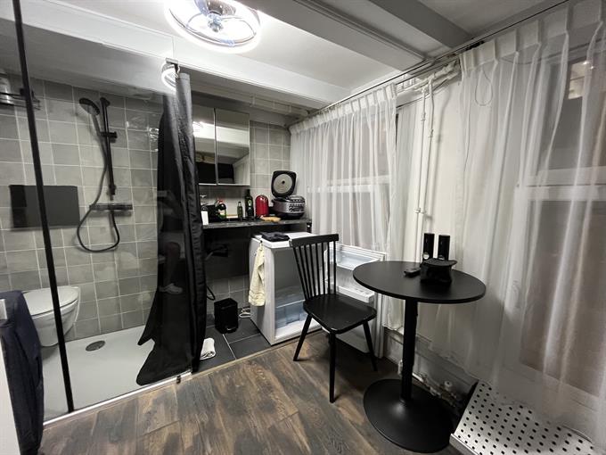 Kamer in Amsterdam, Vijzelstraat op Kamernet.nl: PLEASE READ THE ADD WELL BEFORE YOU MESSAGE!!!