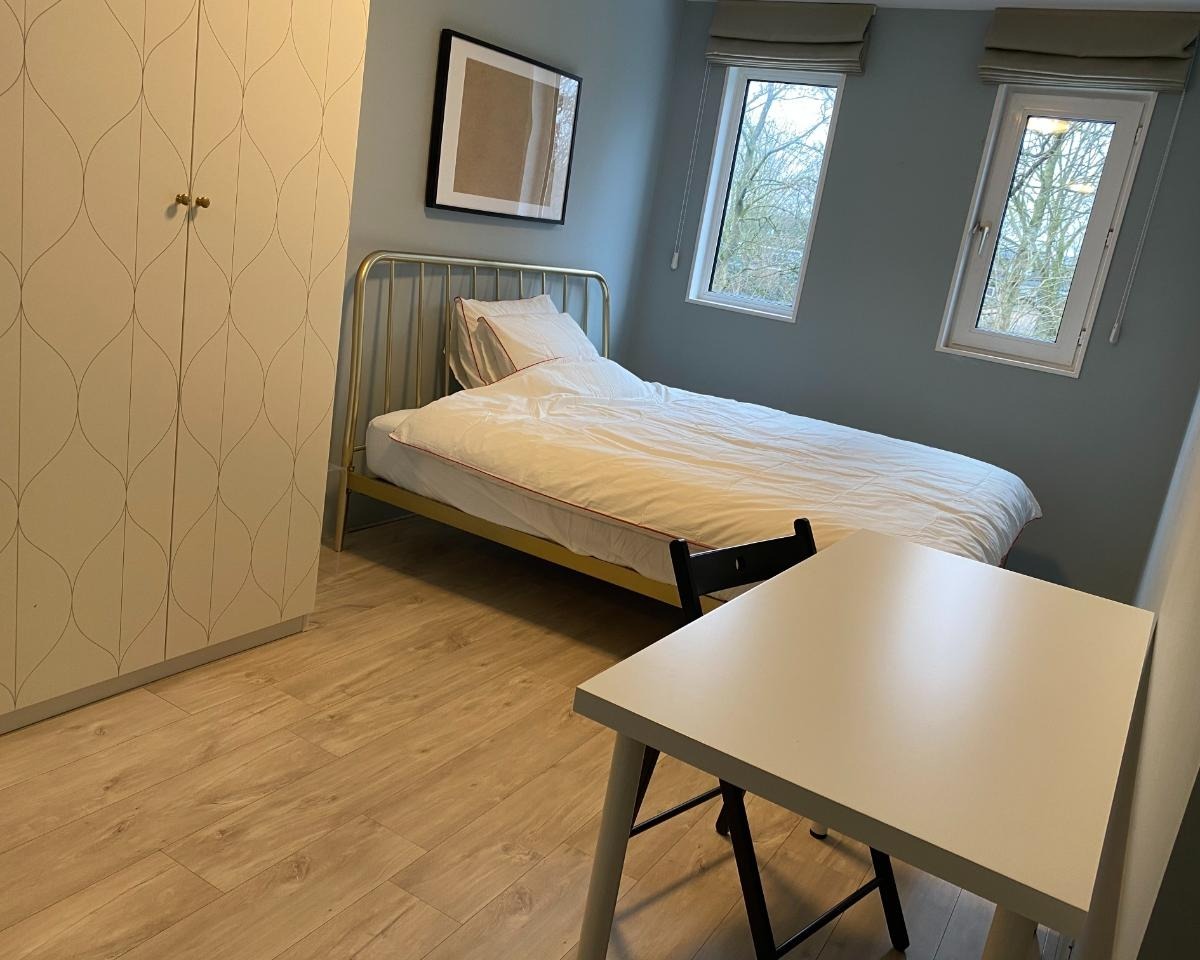 Kamer aan Mijehof, Amsterdam 8