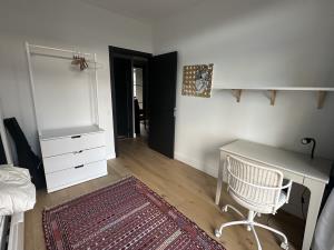 Room for rent 1000 euro Rooseveltlaan, Amsterdam