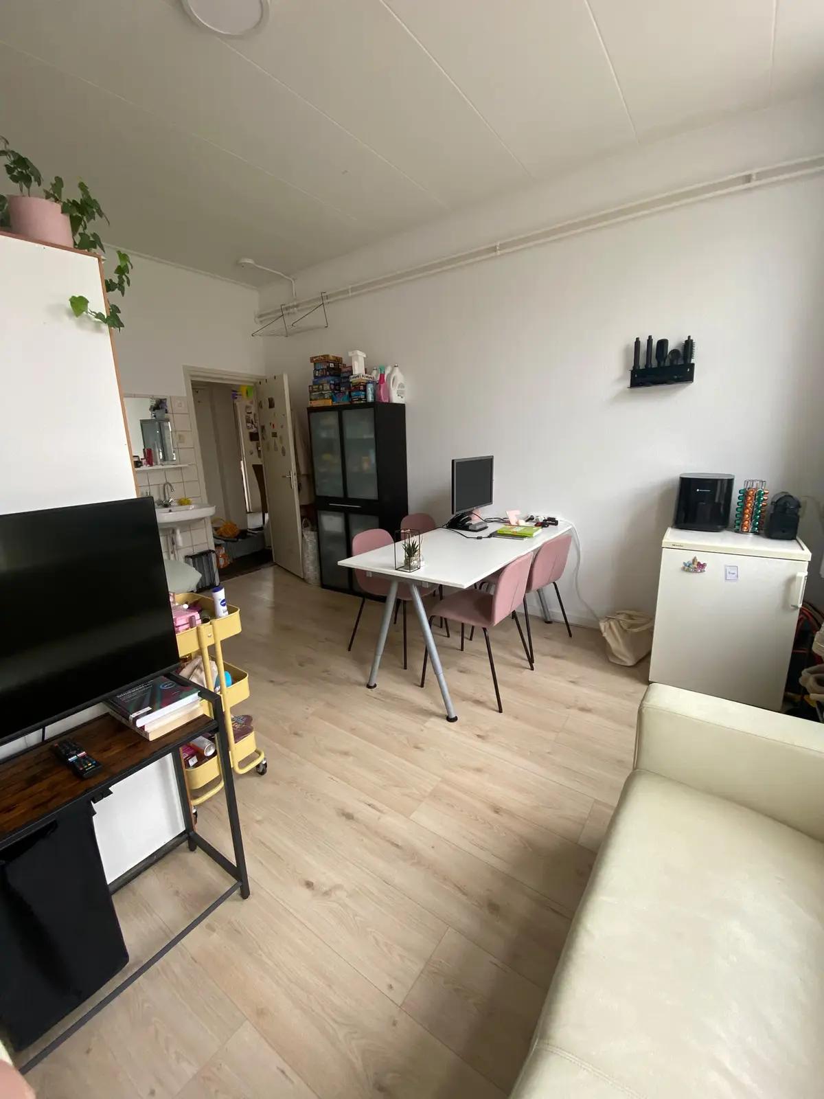 Kamer te huur in Enschede – Zweringweg – foto 4