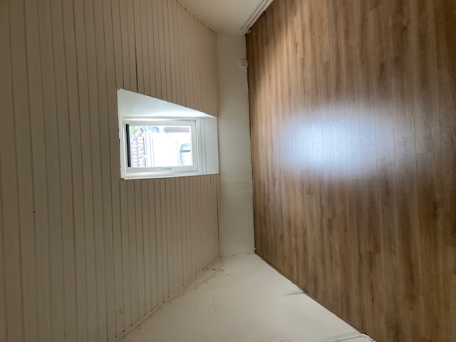 Kaal Kamer te huur