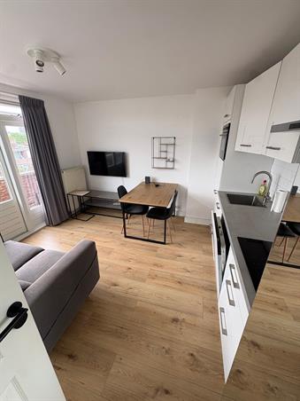 Kamer in Rotterdam, Pleinweg op Kamernet.nl: Gemeubileerde kamers te huur in Rotterdam