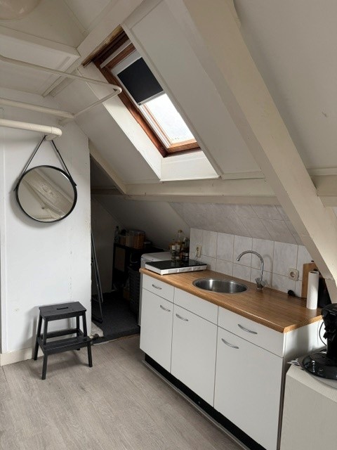 Kamer te huur in Tilburg – Dr. Nolensstraat – foto 4
