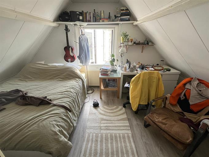 Zimmer bei Warmoezierstraat In Delft