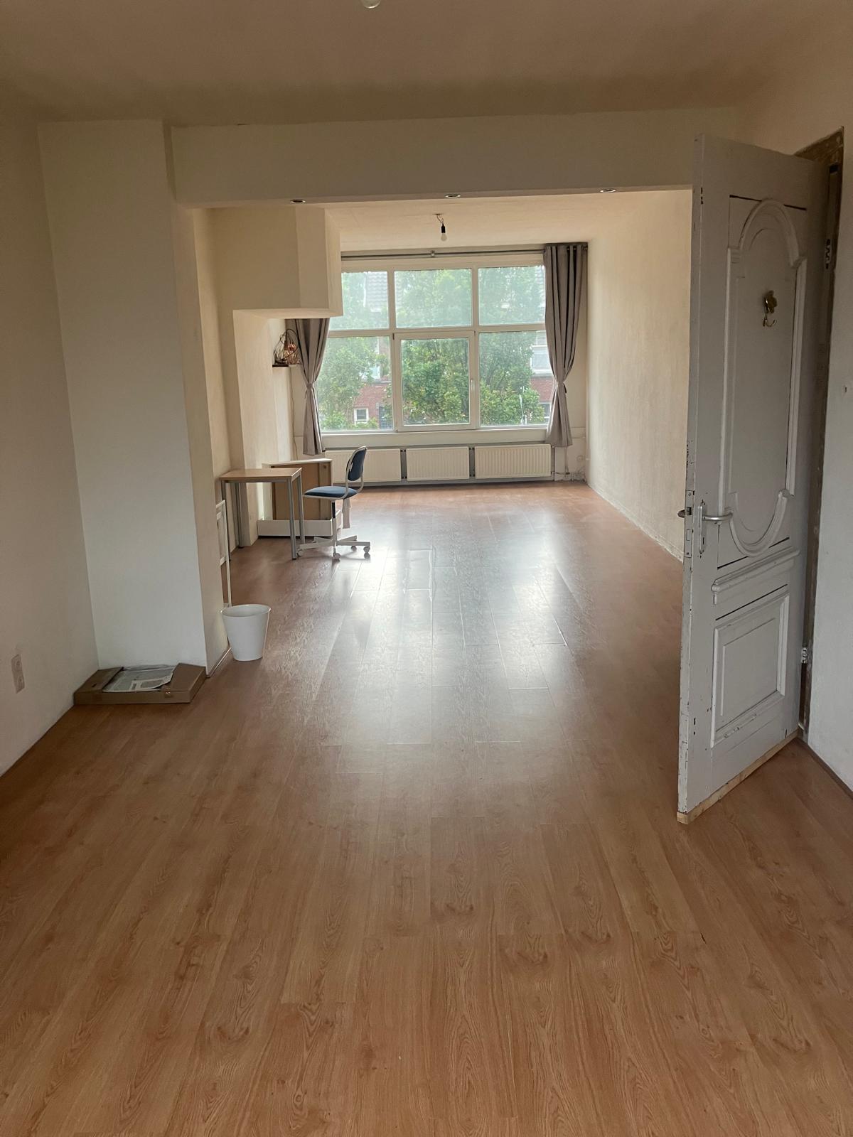 Kamer aan Dierenselaan, Den Haag 5