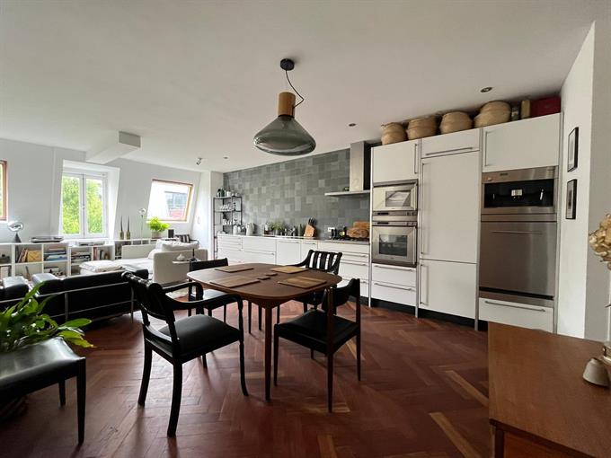 Kamer in Amsterdam, Tilanusstraat op Kamernet.nl:  1 slaapkamer, 2 badkamer & heerlijke privébuiten