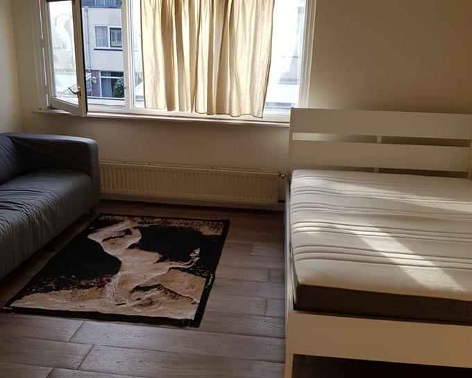 Zimmer bei Laan van Vlaanderen In Amsterdam