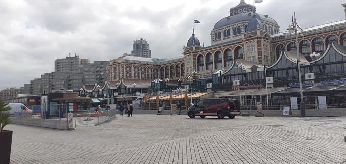 Kamer in Den Haag, Gevers Deynootweg op Kamernet.nl: work/study will be like holidays at the beach :)