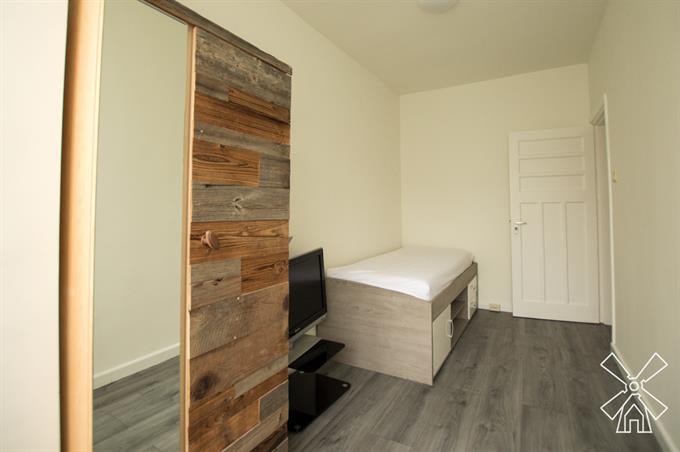 Kamer in Den Haag, Goeverneurlaan op Kamernet.nl: ROOM FOR INTERNATIONAL STUDENTS IN THE HAGUE