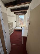 Kamer te huur 700 euro Breestraat, Leiden
