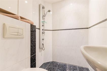 Room for rent 975 euro Schoorlstraat, Amsterdam
