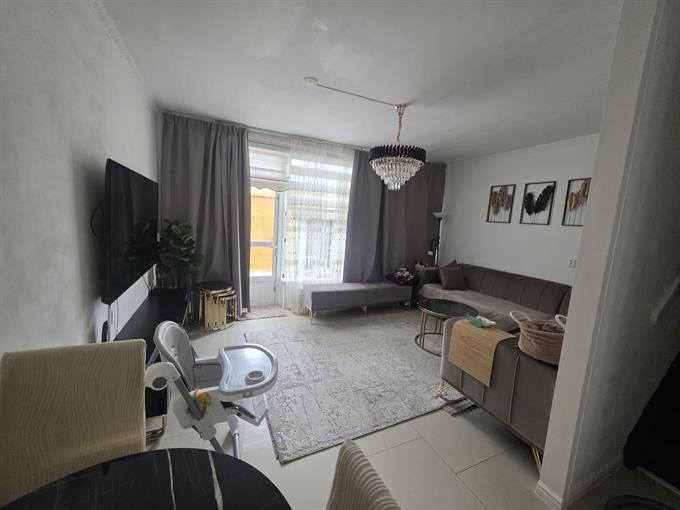 Kamer in Amsterdam, Josephus Jittastraat op Kamernet.nl: Tijdelijke kamer te huur in een huis met tuin