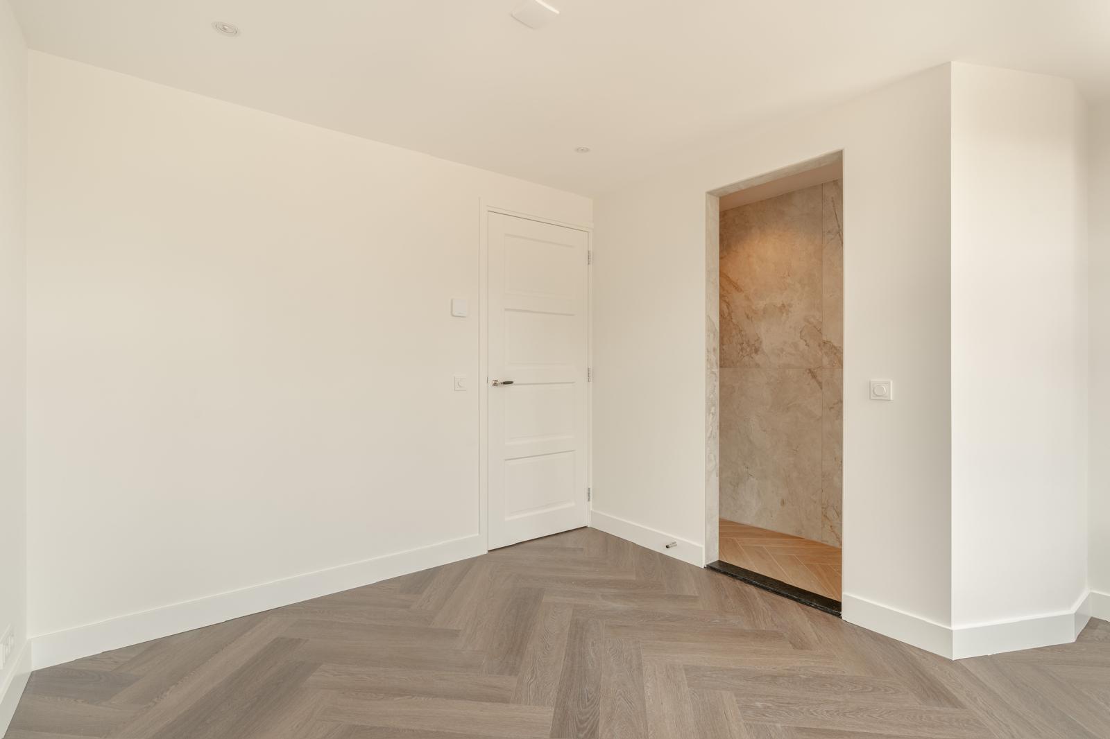 Kamer aan Thorbeckeplein, Amsterdam 5