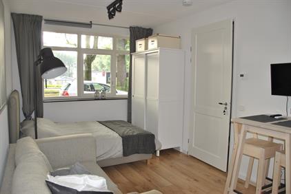 Studio for rent 1100 euro H.M. Kraaijvangerstraat, Amsterdam