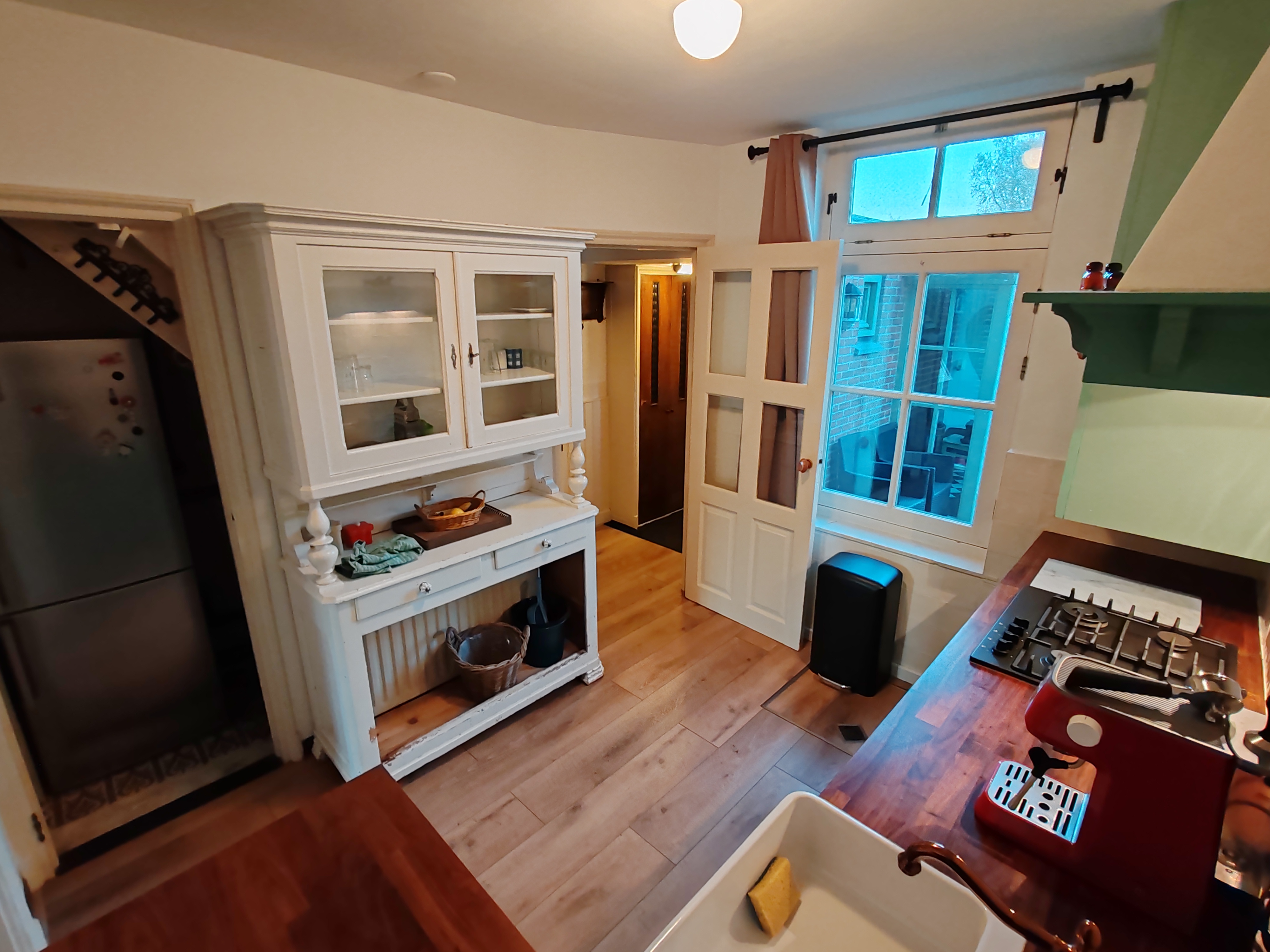 Kamer aan Venneperweg, Nieuw-Vennep 10