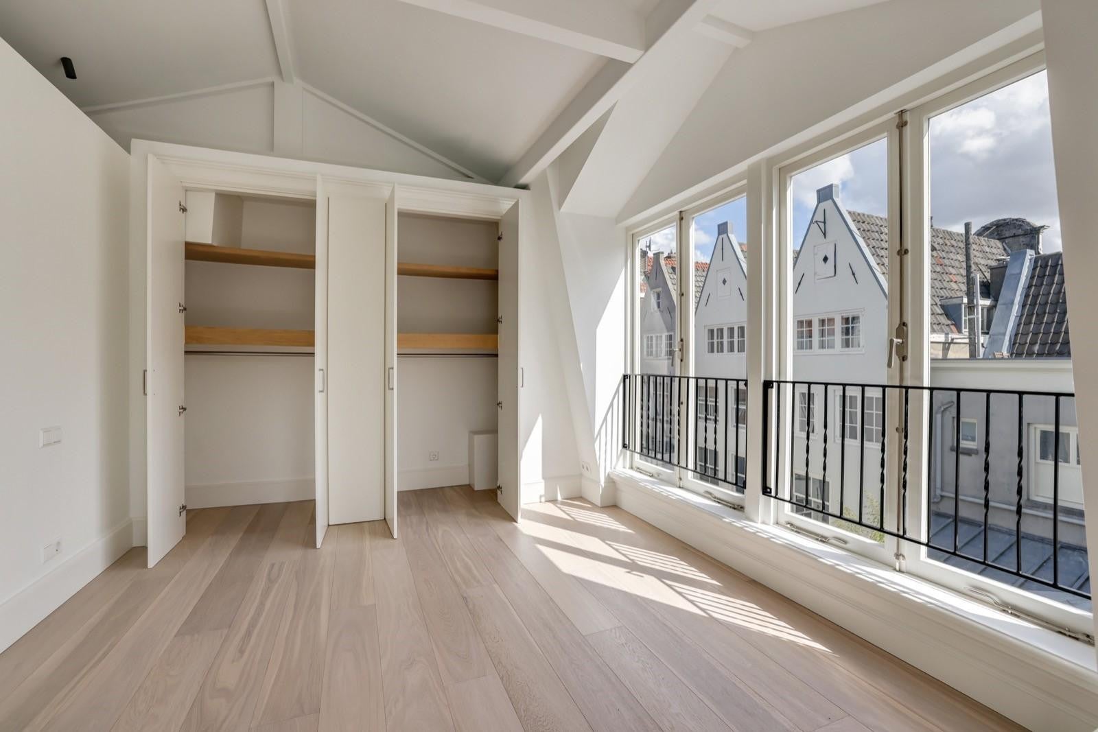 Appartement aan Oudezijds Achterburgwal, Amsterdam 7