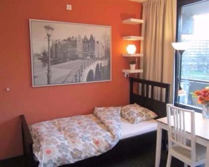 Room for rent 950 euro Kleiburg, Amsterdam