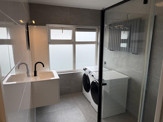 Zimmer bei J.C. Kapteynlaan In Groningen
