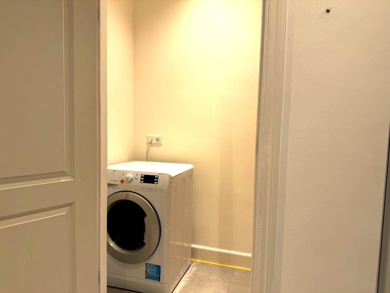 Appartement aan Saxenburgerdwarsstraat, Amsterdam 8