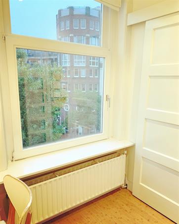 Zimmer bei Van Hallstraat In Amsterdam