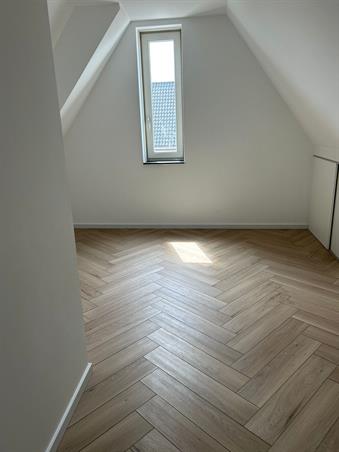 Studio bei Adriana van Roonlaan In Den Haag