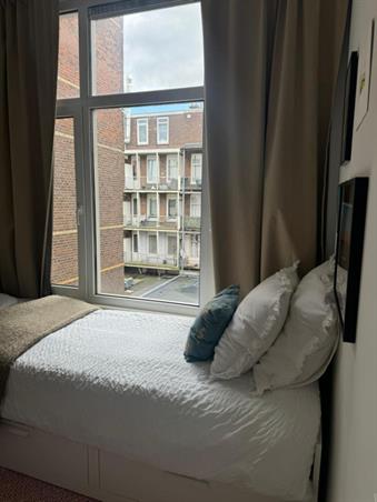 Wohnung bei De Clercqstraat In Amsterdam