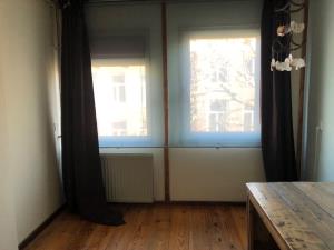 Room for rent 875 euro Frans Halsstraat, Amsterdam