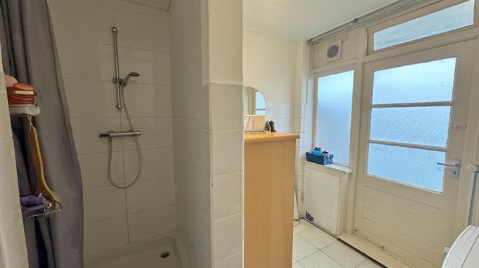 Zimmer bei J.C. Kapteynlaan In Groningen