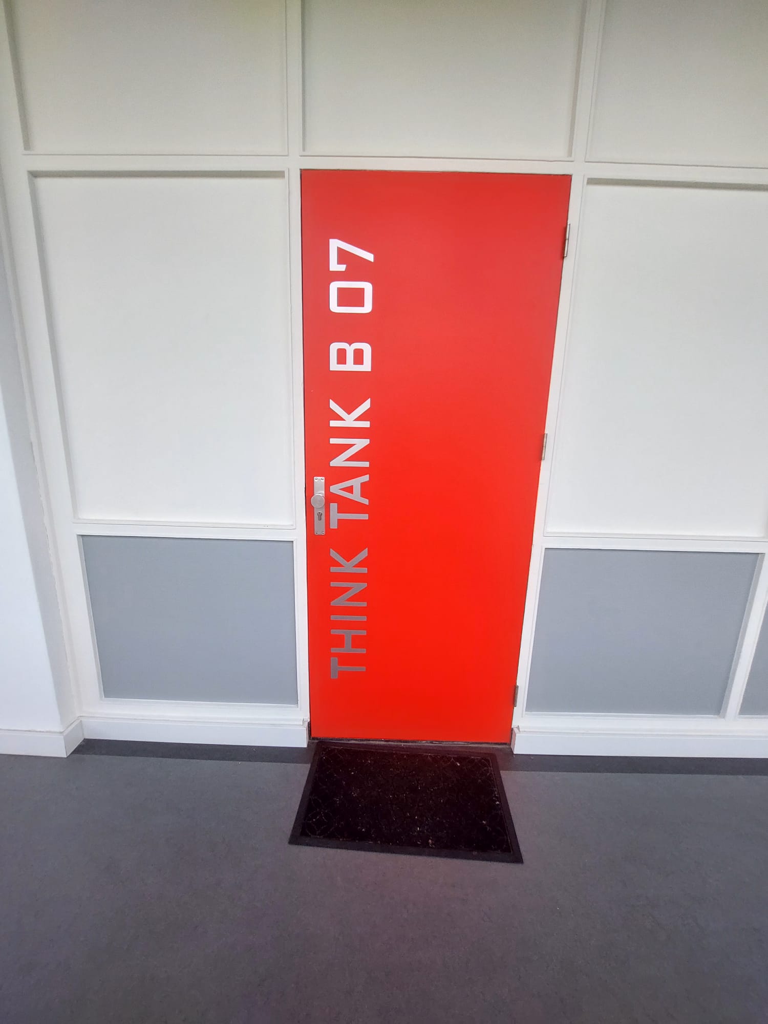 studios te huur op Adelbert van Scharnlaan