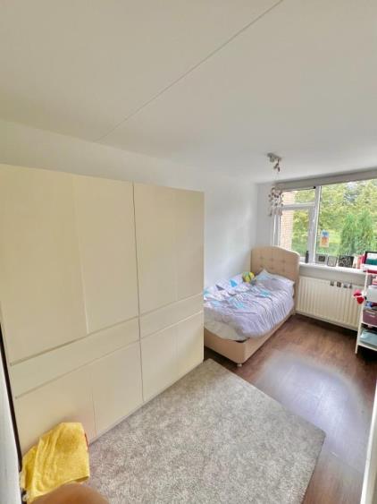 Room for rent 700 euro Voordek, Amsterdam