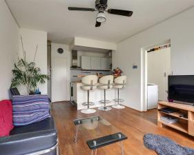 Studio te huur 1300 euro Van Nijenrodeweg, Amsterdam