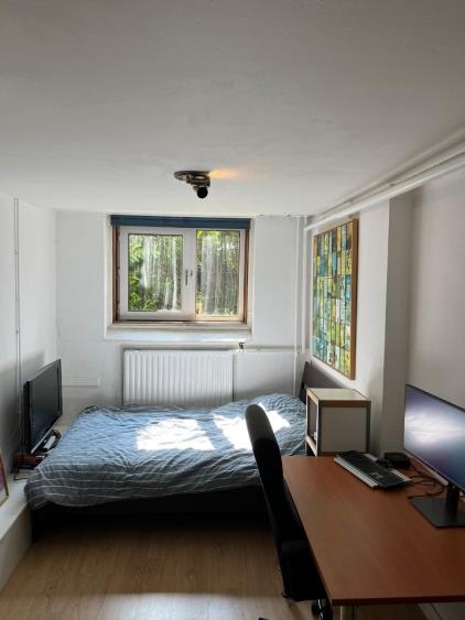 Room for rent 570 euro Statenweg, Rotterdam