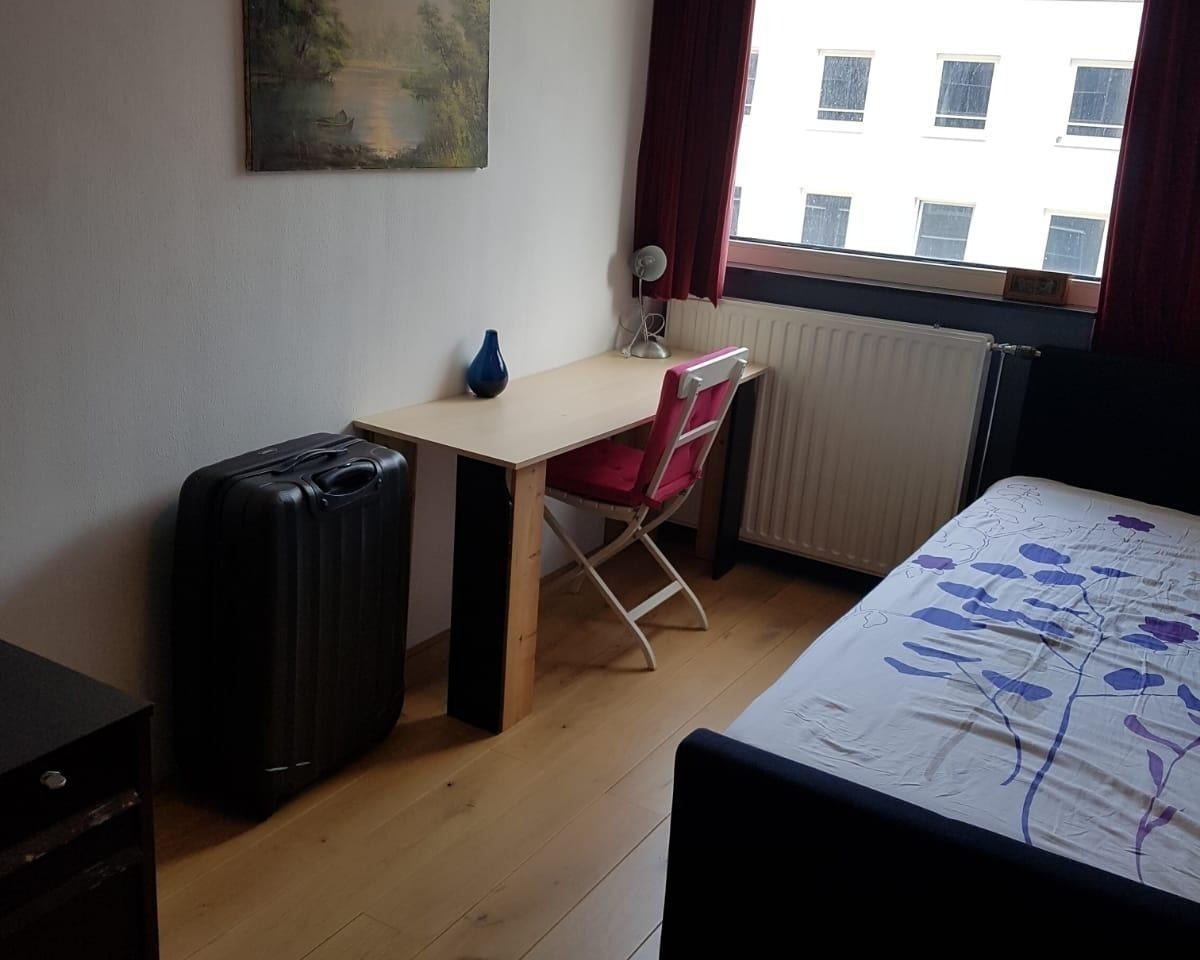 Kamer aan Admiraliteitskade, Rotterdam 9