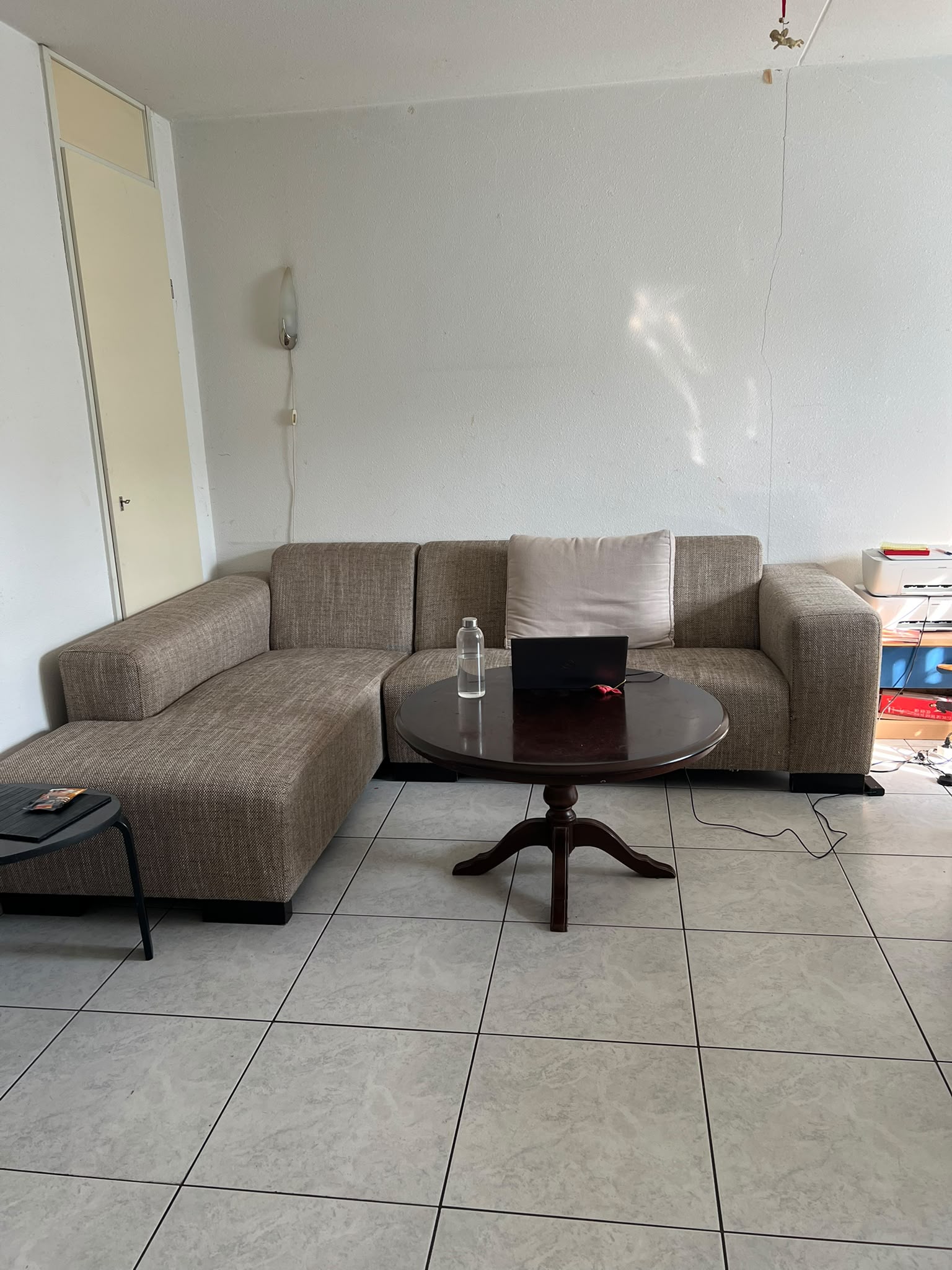 Kamer aan Oostakkerstraat, Amsterdam 5