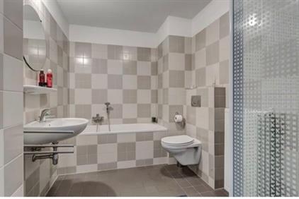 Room for rent 1200 euro Nieuweweg, Breda