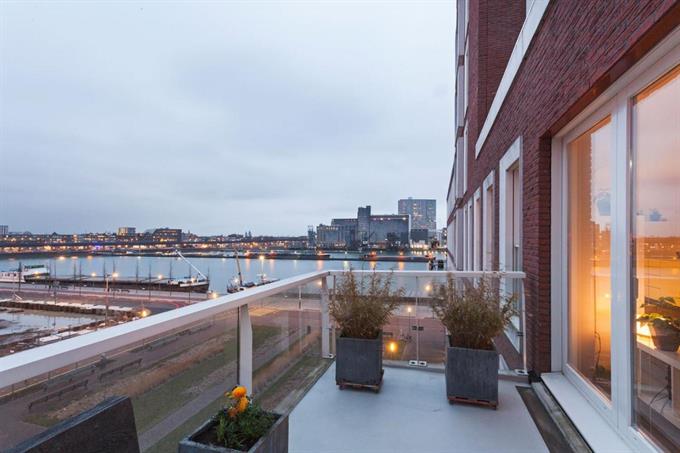 Kamer in Rotterdam, Maashavenstraat op Kamernet.nl: Comfortabel wonen aan de Maashaven te Katendrecht