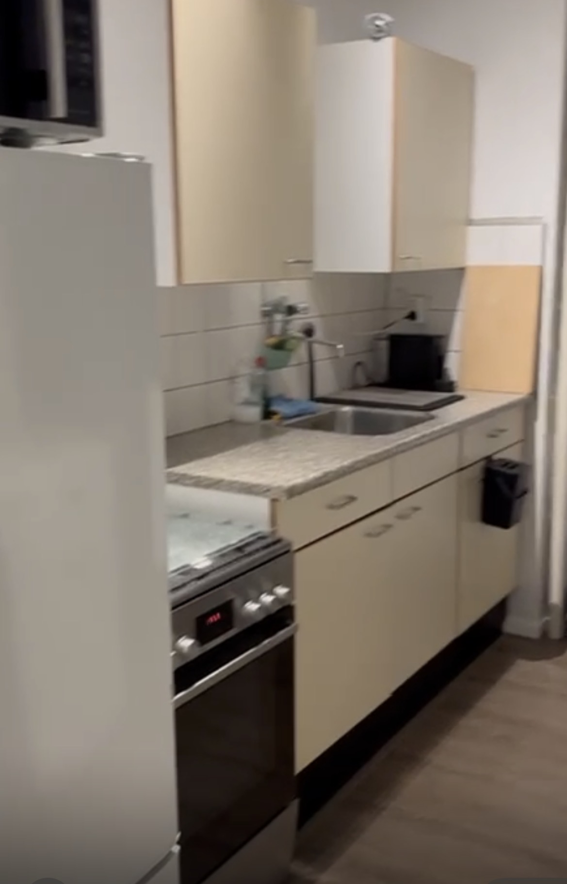 Kamer te huur in Alphen aan den Rijn – Venusstraat – foto 4